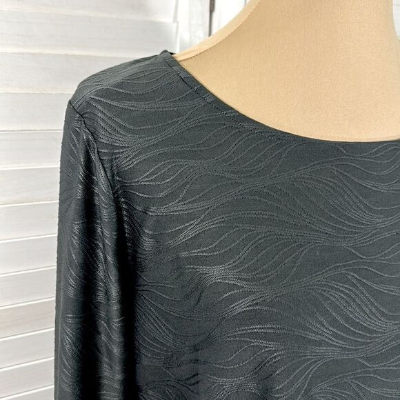 Chico’s Easywear Top Size 2 (12) Gray Textured Fabric - Picture 4 of 15